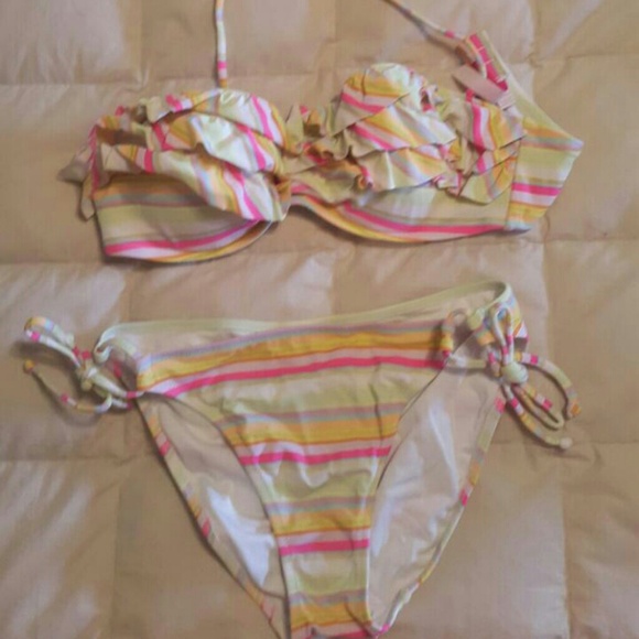VS bikini