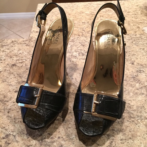 Michael Kors gold heels
