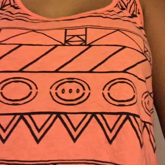 Cropped tank - Picture 2 of 2
