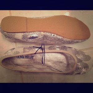 Olivia miller flats