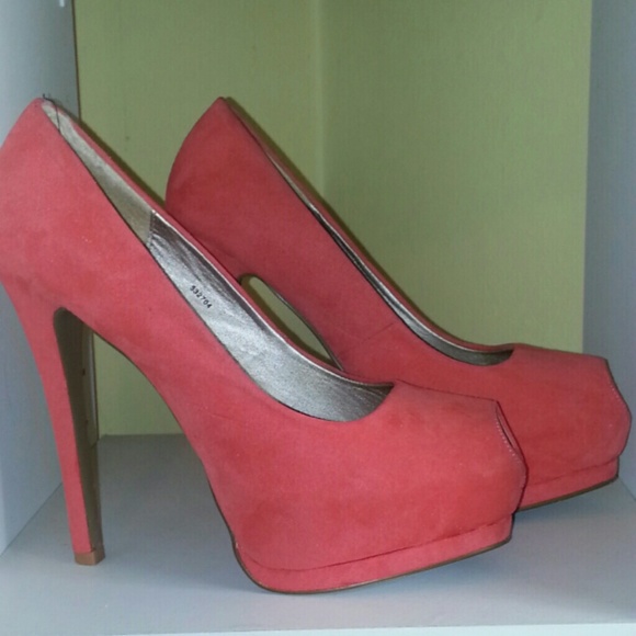 **FINAL PRICE**Peach peeptoe stilleto shoe - Picture 4 of 4