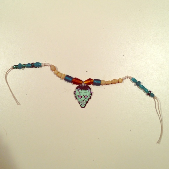🍍2for 20🍍Zombie bracelet