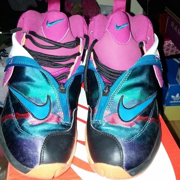 Nike Gloves