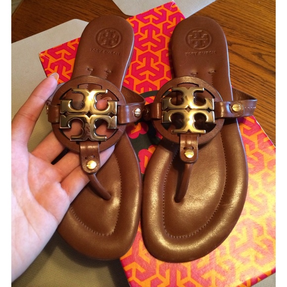 ❌SOLD❌ory Burch Miller 2 Sandals - Picture 3 of 4