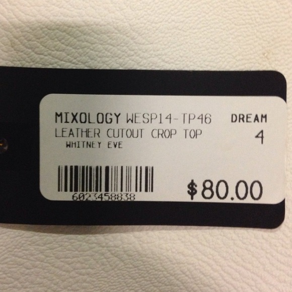 NWT Leather Cut Out Crop Top - Picture 4 of 4