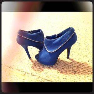 Charlotte Russe Blue heels