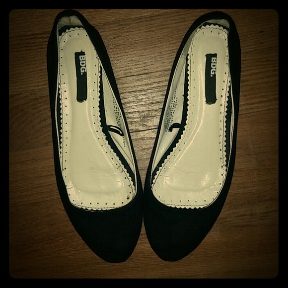 BDG size 7 textile upper synthetic sole flats