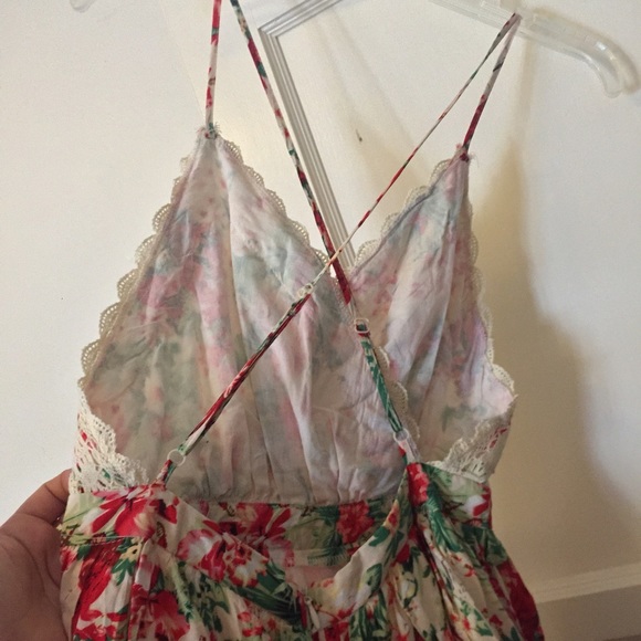 Flower romper - Picture 3 of 3