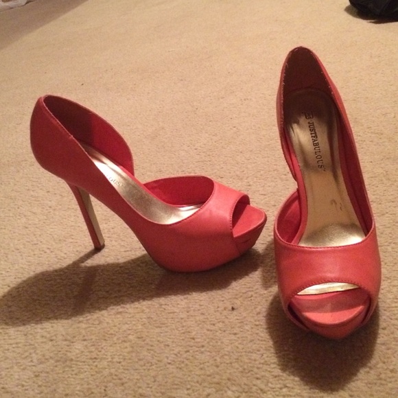 JustFab