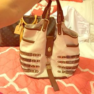 Jimmy Choo bag with Python accents ⭐️