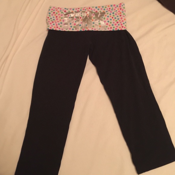 PINK Victoria's Secret Pants - PINK Yoga Pants (cropped)