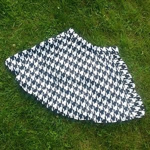 Houndstooth Skirt