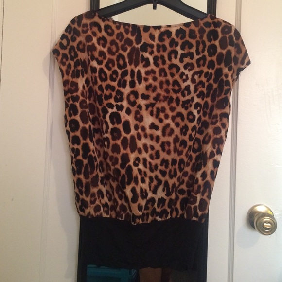 Express leopard top - Picture 2 of 3