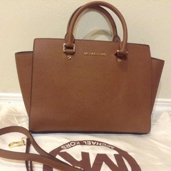 Michael Kors Handbags - ** SOLD** Michael Kors Large Selma Satchel-Luggage