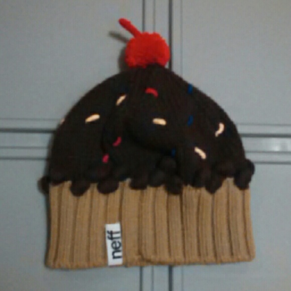 Cupcake Hat