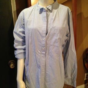 Gap boyfriend shirt