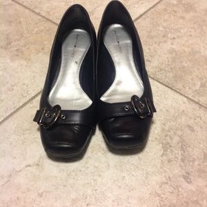 Bandolino Black Flats