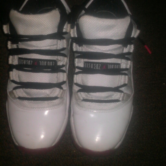 Fusion red 10s and low cherry 11s - Picture 3 of 4