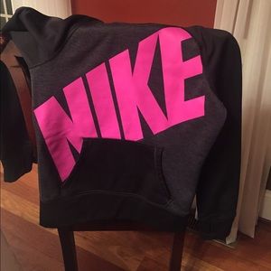 MAKE OFFERS!! Nike therma fit Nike written in pink