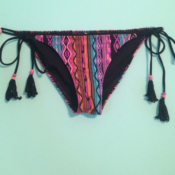 NWOT RipCurl Bikini Bottoms