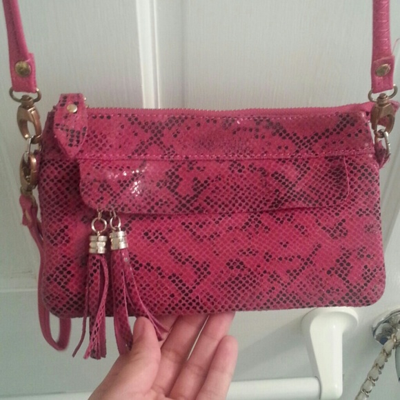 Rose pink leather purse