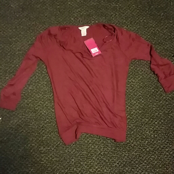 Maroon Shirt - Picture 1 of 2