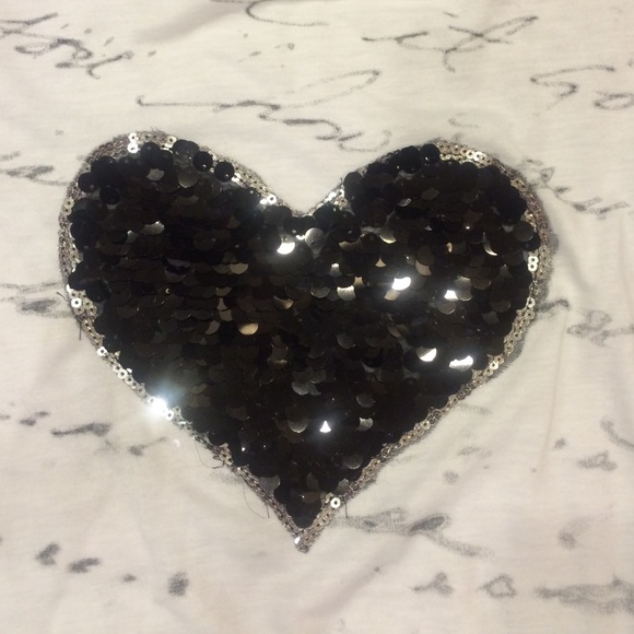 📌Cute Top📌 - Picture 3 of 3