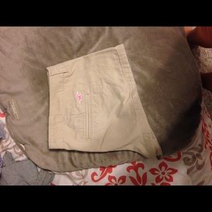 Hollister khaki shorts