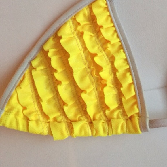 Yellow Ruffled Bikini Set - Picture 2 of 4