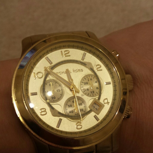 michael kors oversize gold tone watch