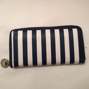Stripped Wallet