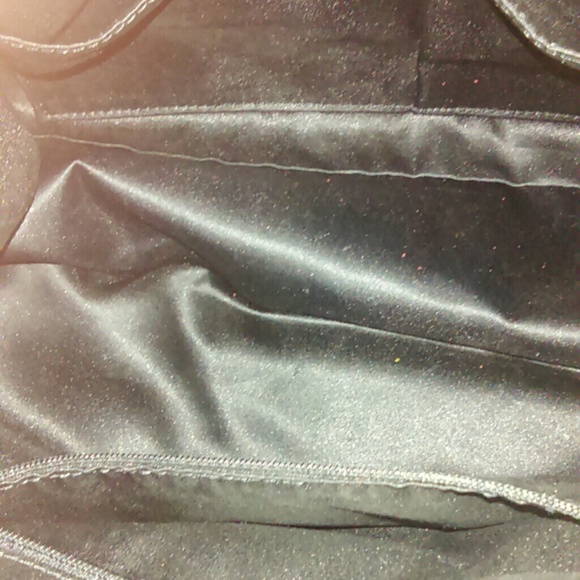 **AUTHENTIC COACH** - Picture 3 of 4