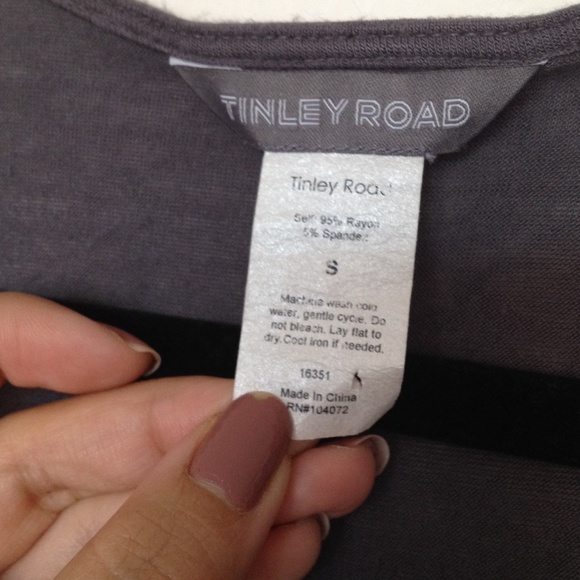 Gray Button Top - Picture 4 of 4