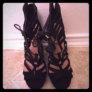 Black Wedges.
