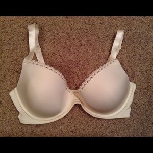 Calvin Klein 34D bra- NEVER worn