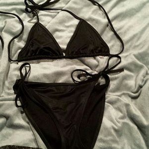 Plain black bikini
