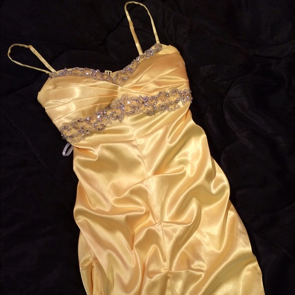 Yellow dress