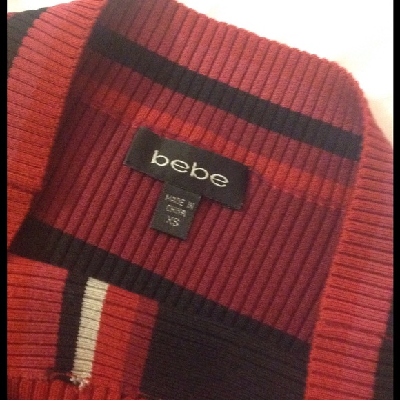 Bebe Patterned Top - Picture 2 of 2