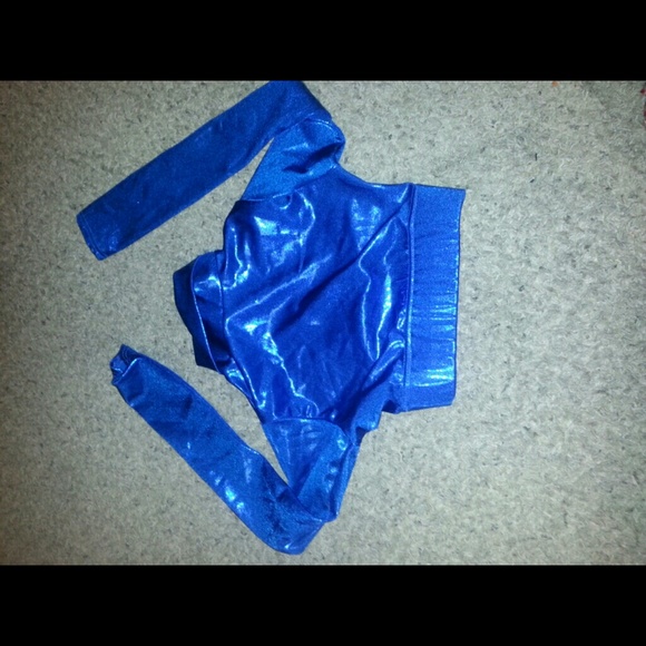 $5 or 6 for $20: Shimmer Blue crop top
