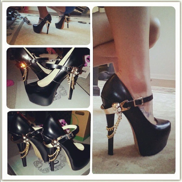 Zigi Soho Shoes - Zigi NY Skull Platforms 💥REDUCED💥