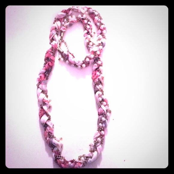 Forever 21 necklace