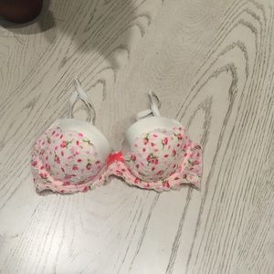 Victoria secret bra