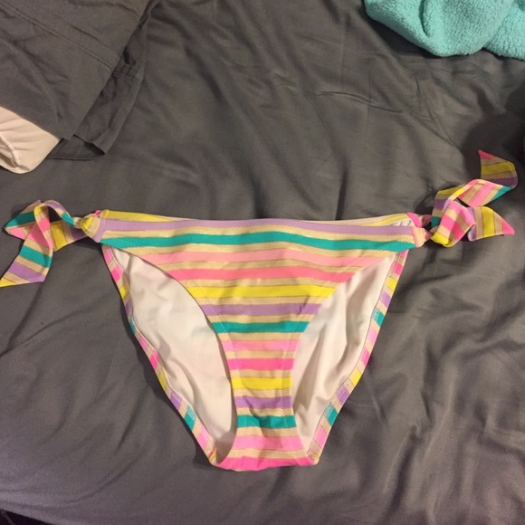 Victoria's Secret swim bottoms!