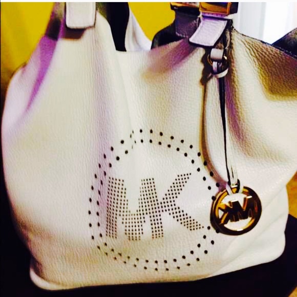 Micheal kors purse