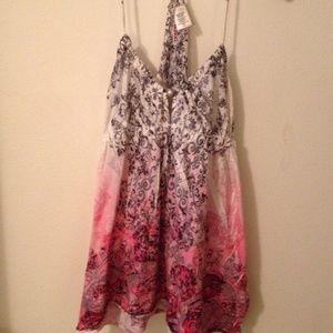 XS tank. Worn a few times.