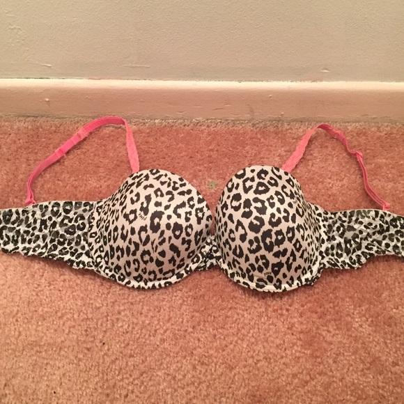 VS Date Night Push-Up Bra - Picture 2 of 2