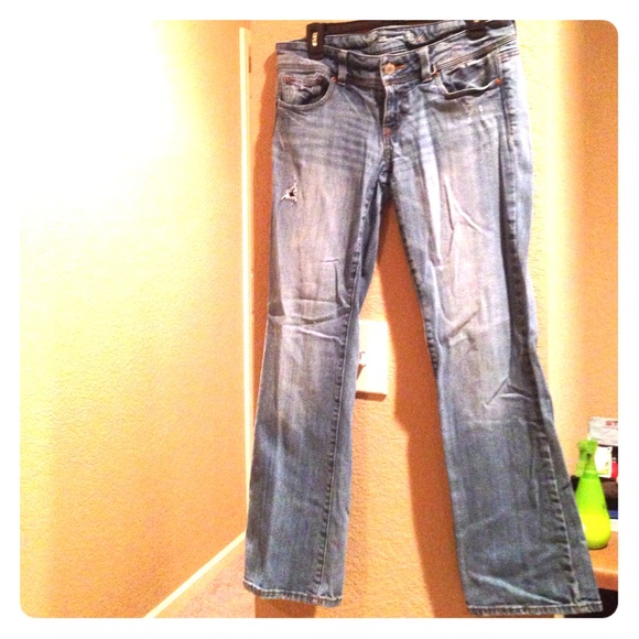 American Eagle light wash Slim Boot Jeans