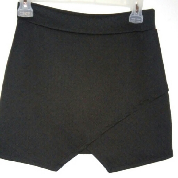 Black skirt