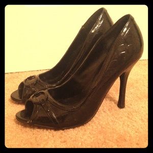 Black open toe heels 👠👠