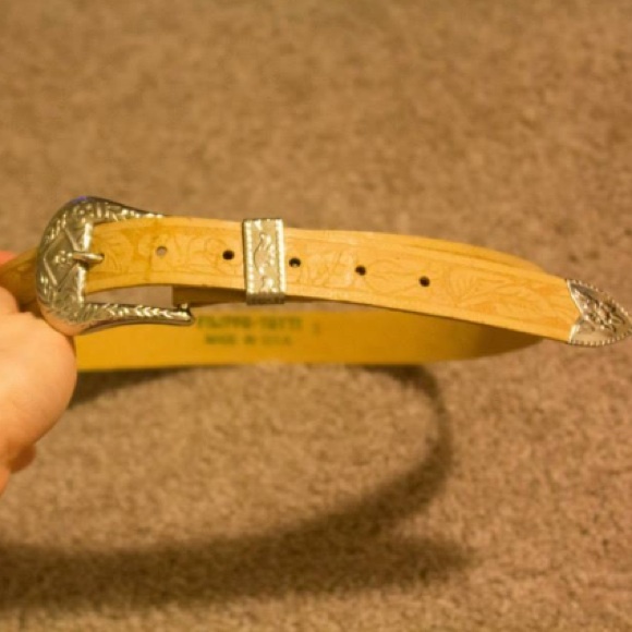 Vintage 80s Western Style Belt